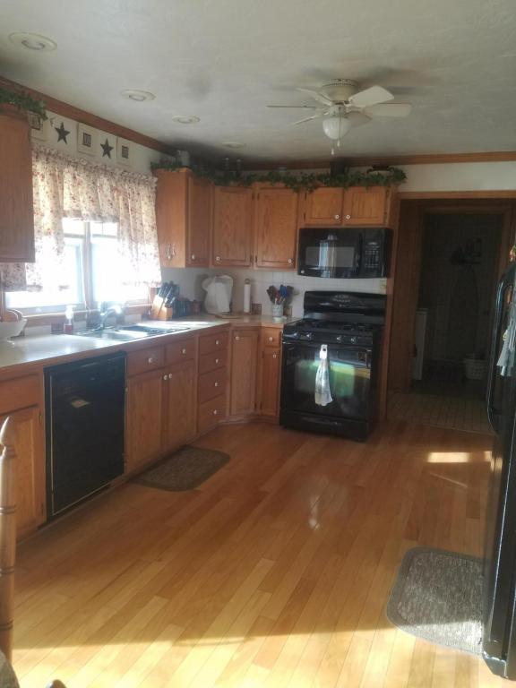 811 Park Place, Slater, MO 65349
