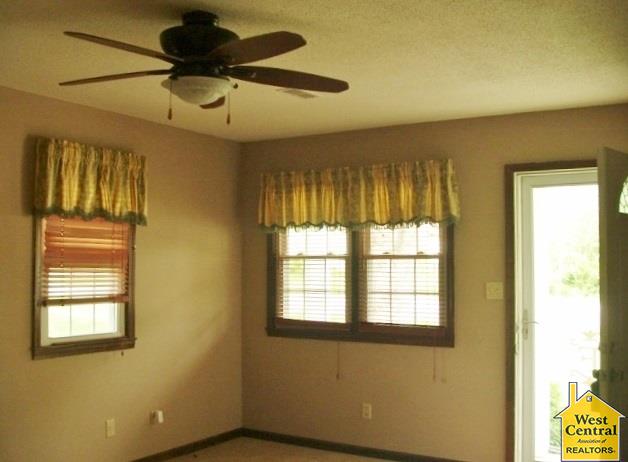 105 W Smith, Smithton, MO 65350