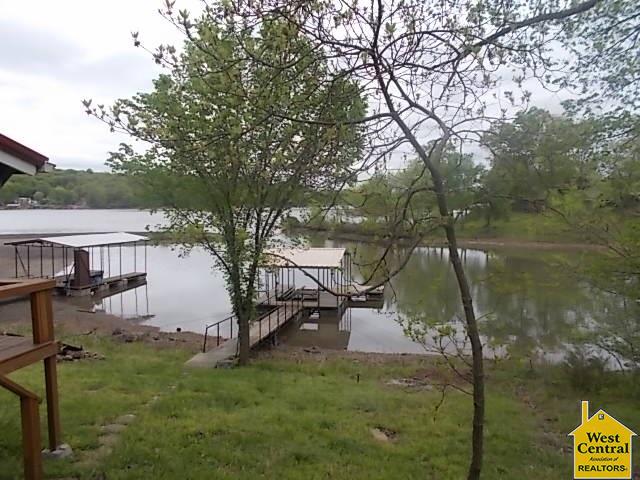26570Waterview Dr, Warsaw, MO 65355