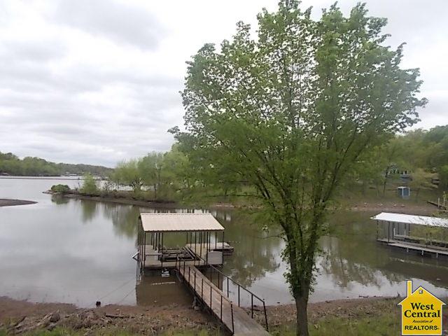 26570Waterview Dr, Warsaw, MO 65355
