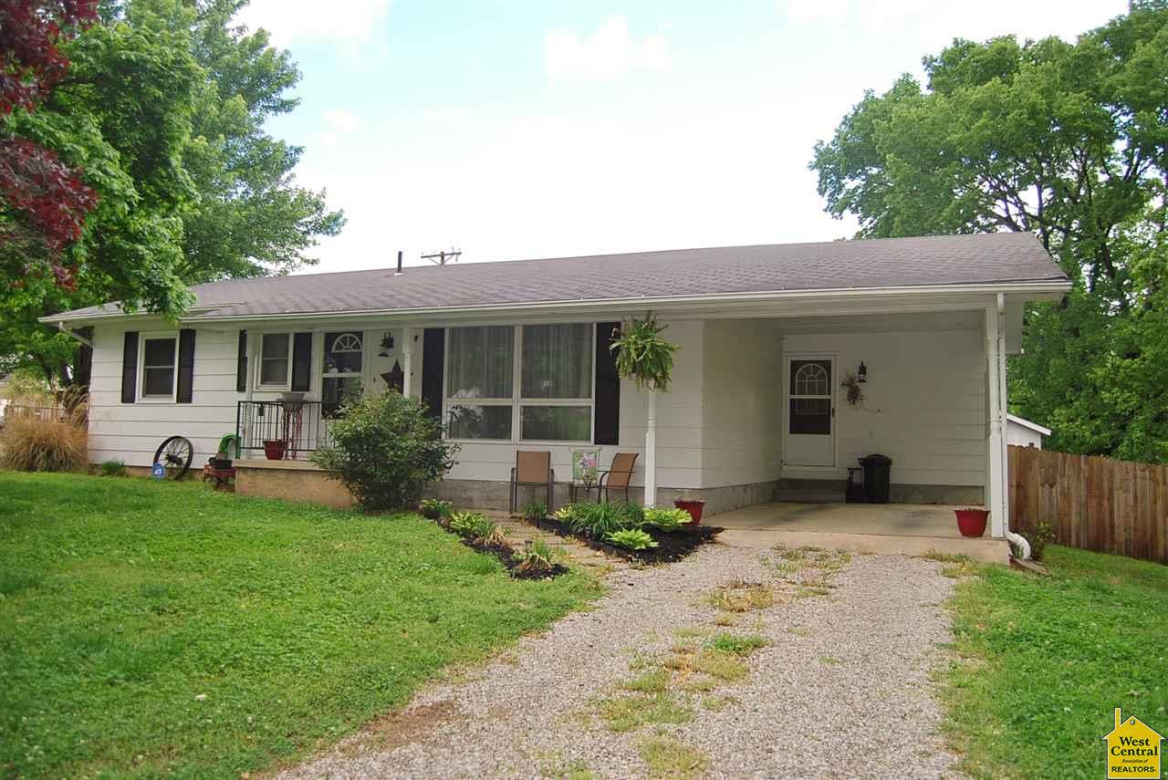 416 W Osage St, Warsaw, MO 65355