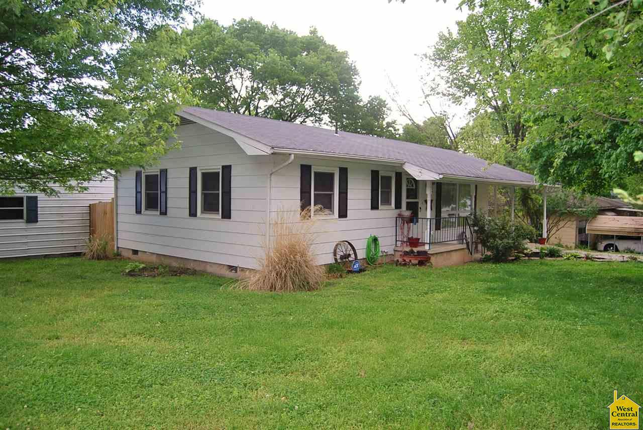 416 W Osage St, Warsaw, MO 65355