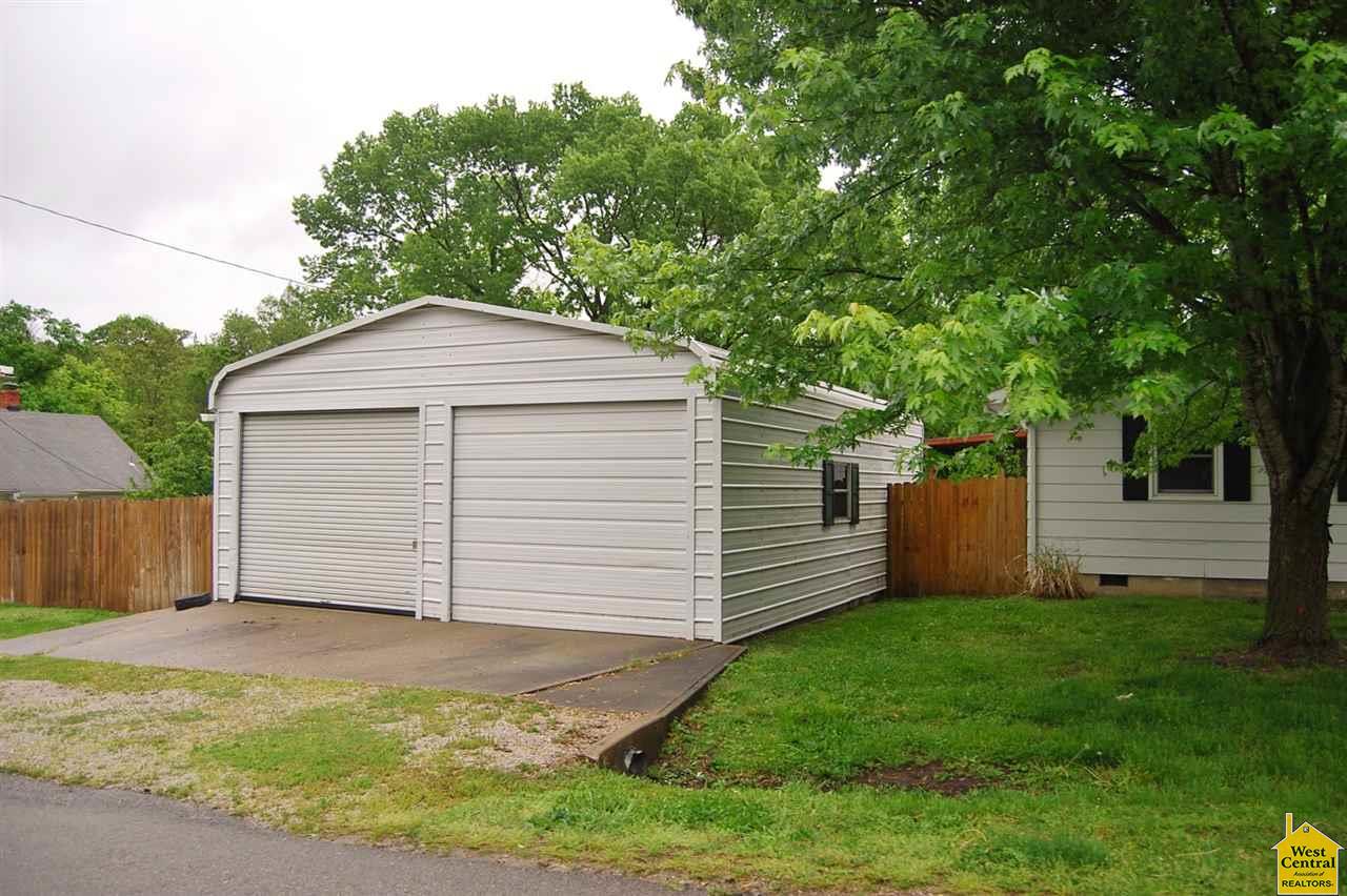 416 W Osage St, Warsaw, MO 65355