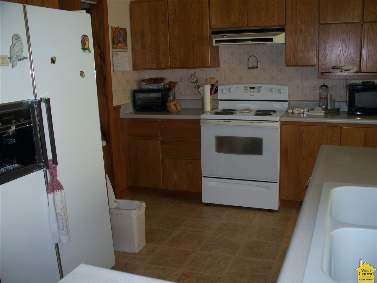 27518Karrs Park Ave, Warsaw, MO 65355