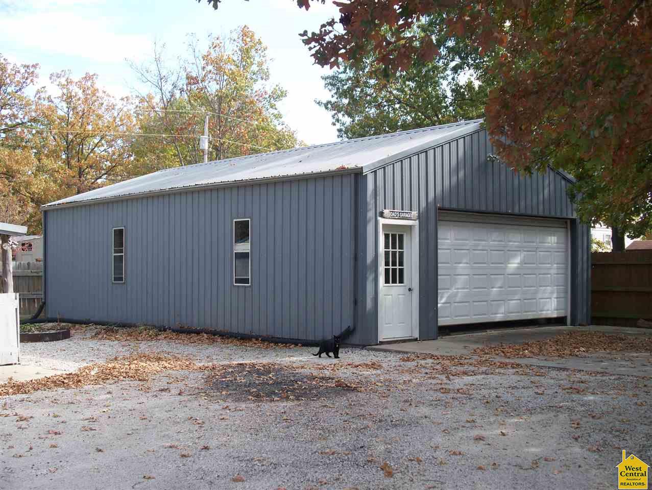 27518Karrs Park Ave, Warsaw, MO 65355