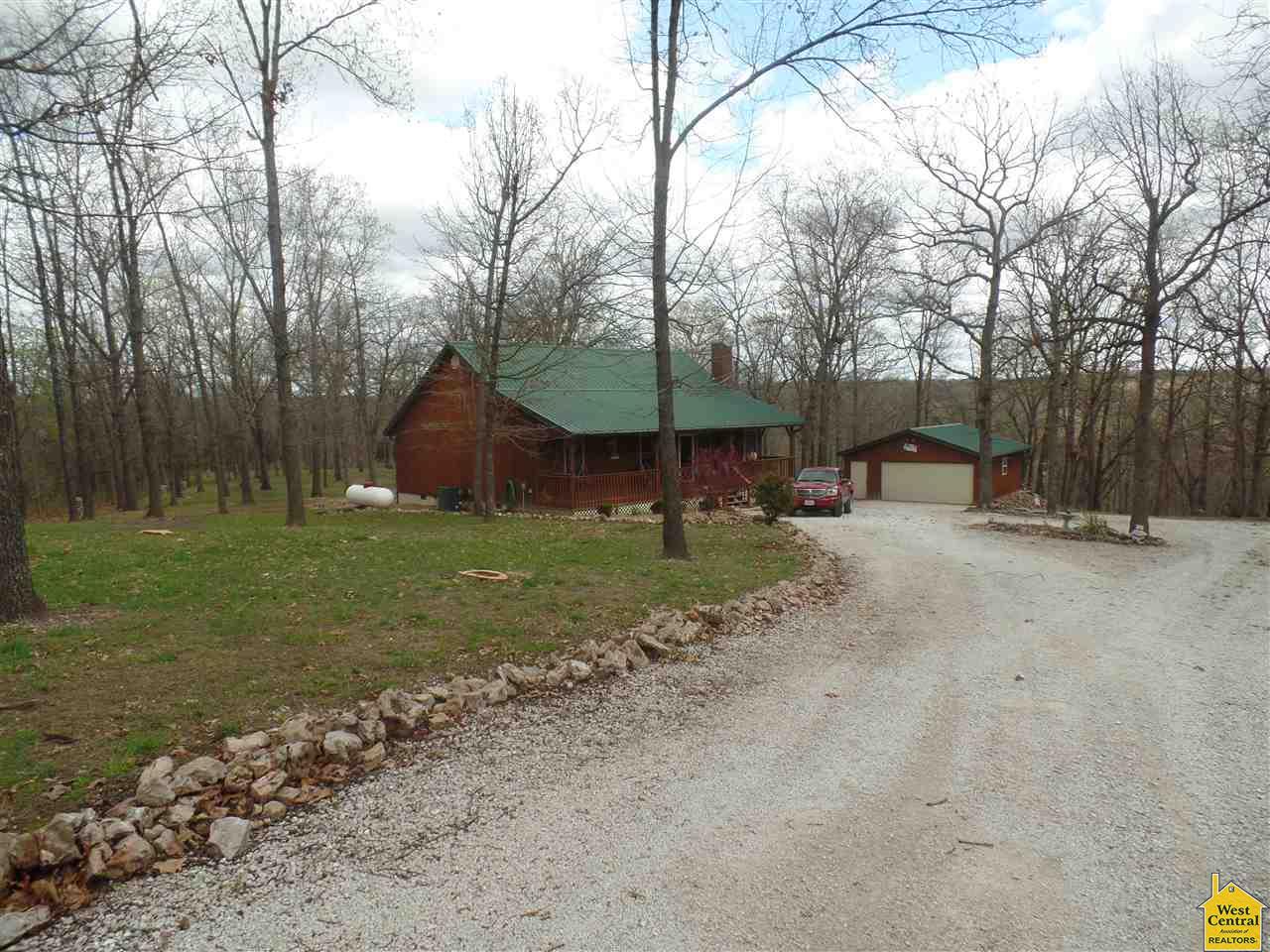 20513Village Dr, Warsaw, MO 65355