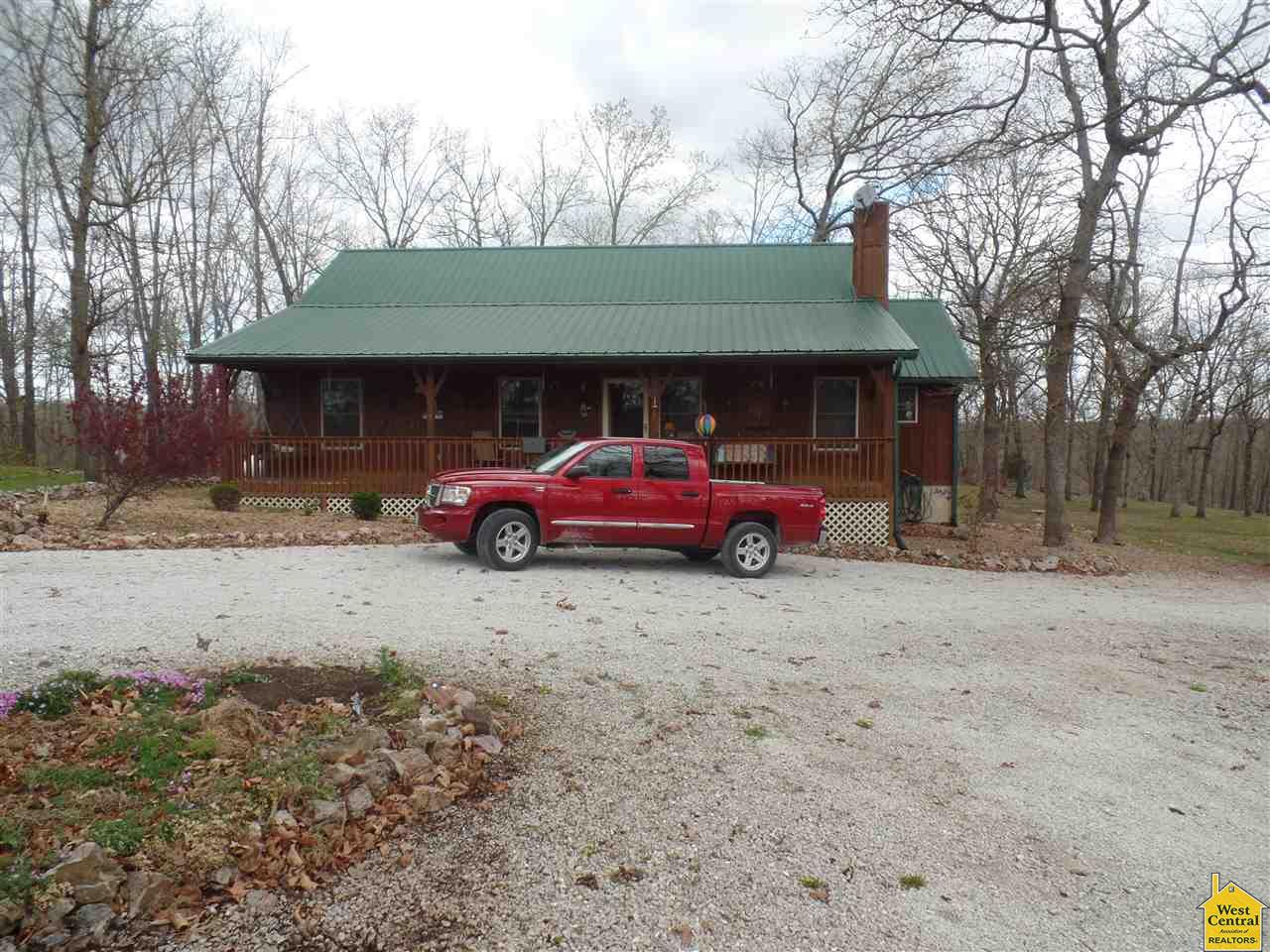 20513Village Dr, Warsaw, MO 65355
