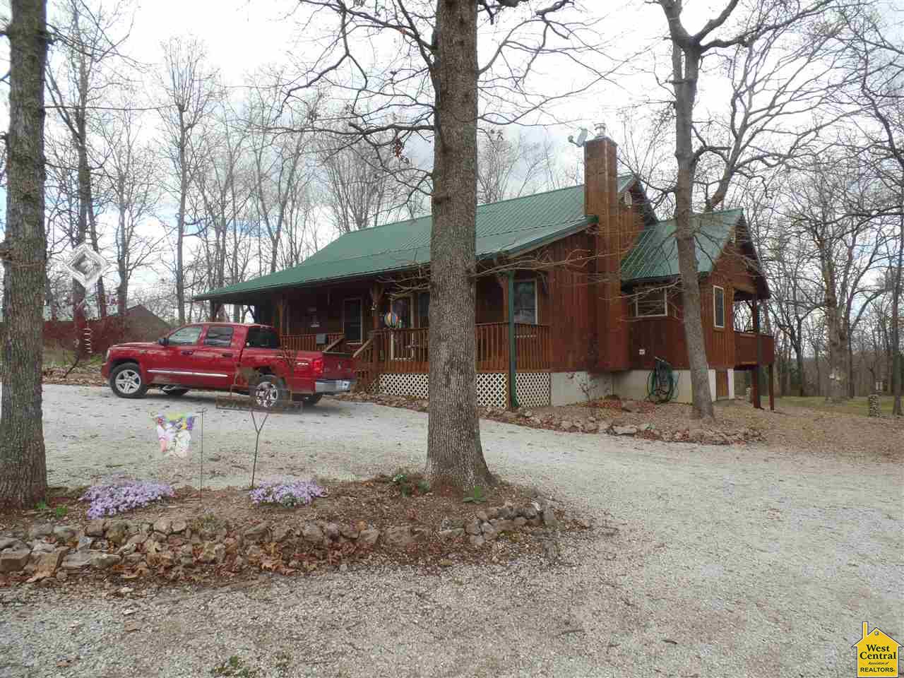 20513Village Dr, Warsaw, MO 65355