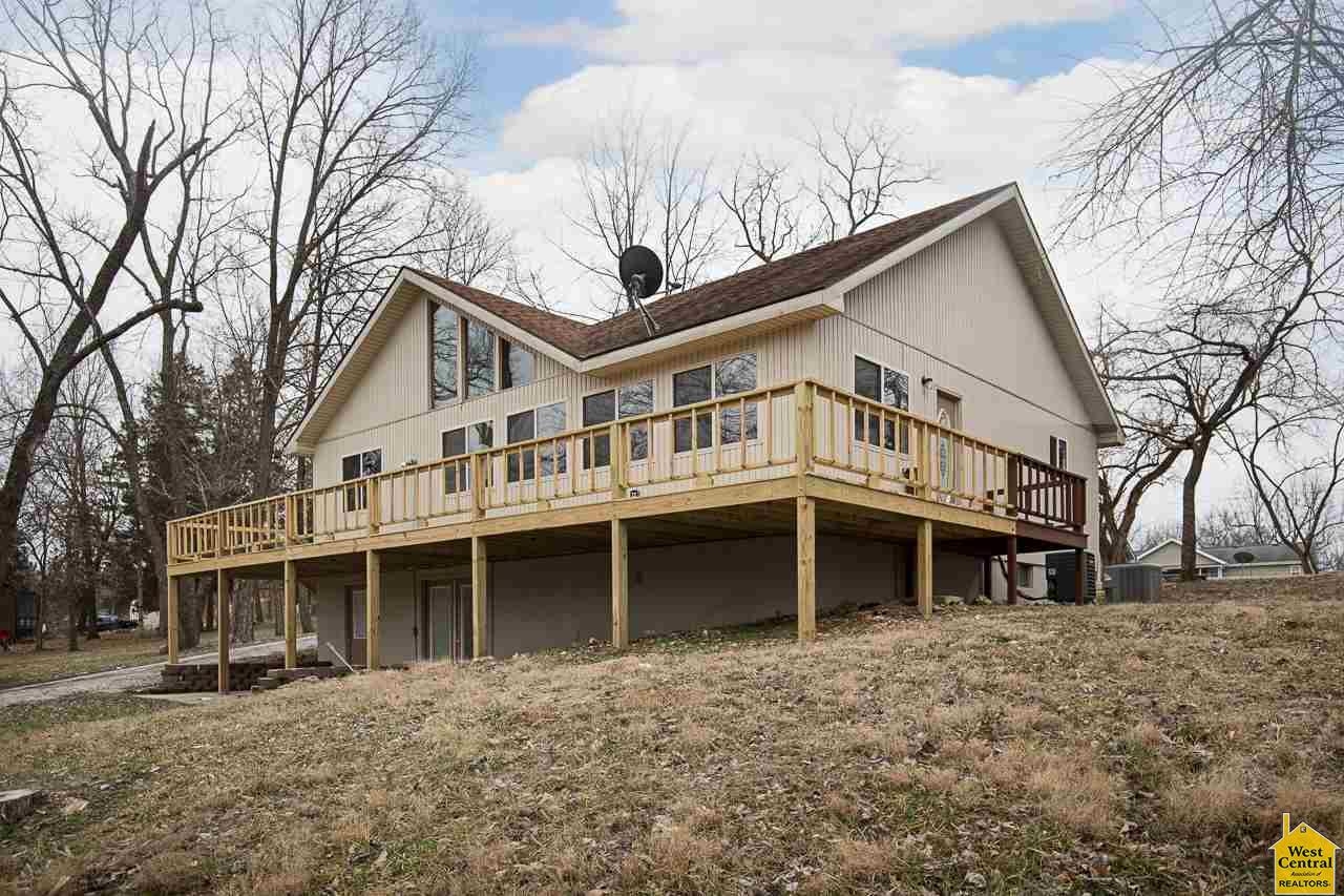 18268Orchard Rd, Warsaw, MO 65355