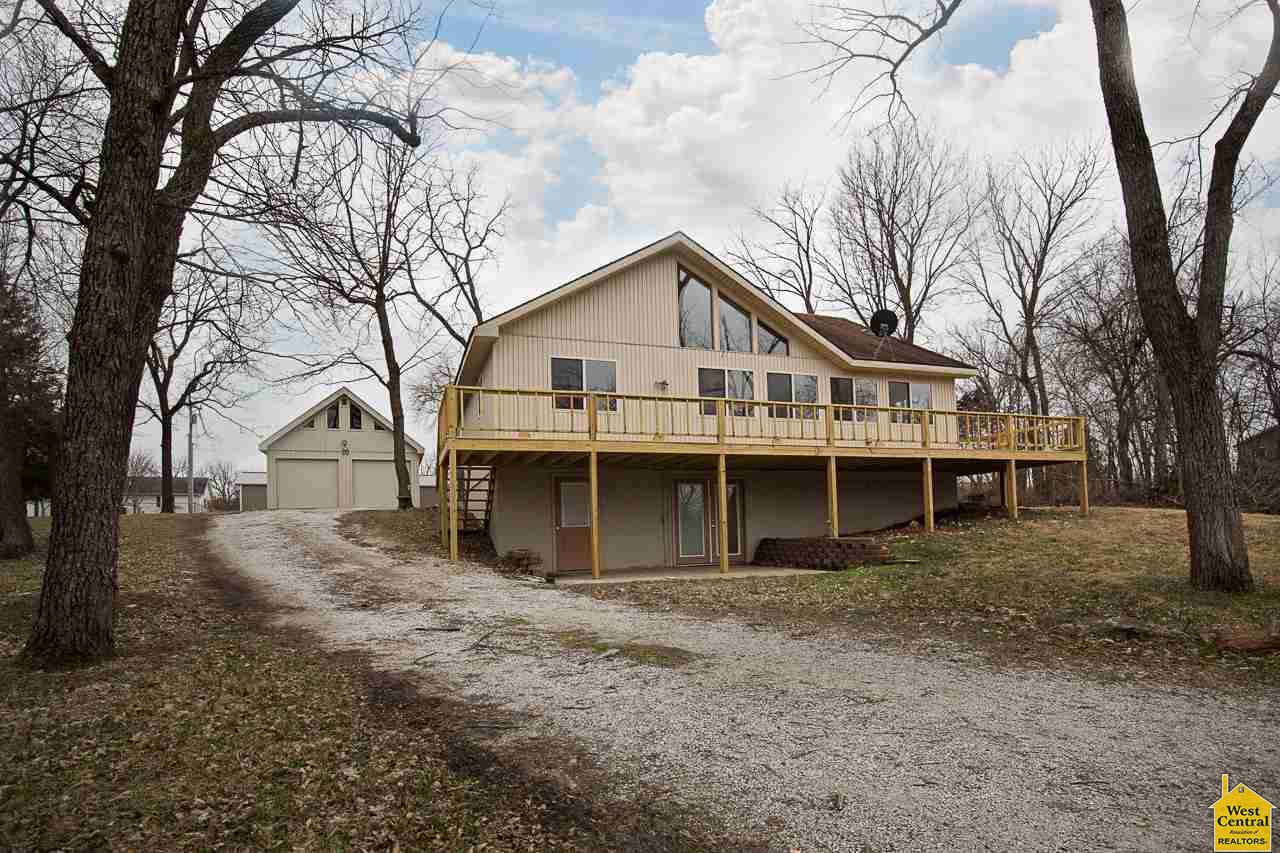 18268Orchard Rd, Warsaw, MO 65355
