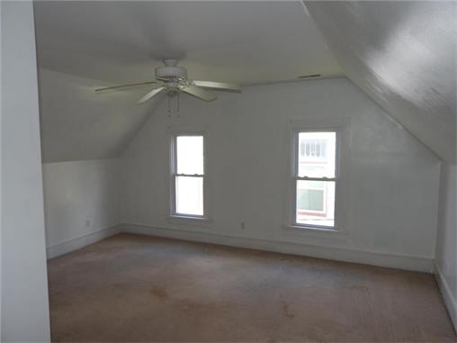 302 E Benton St, Windsor, MO 65360