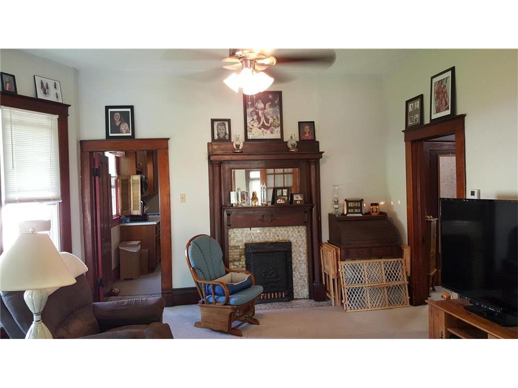 500 N Main st, Windsor, MO 65360