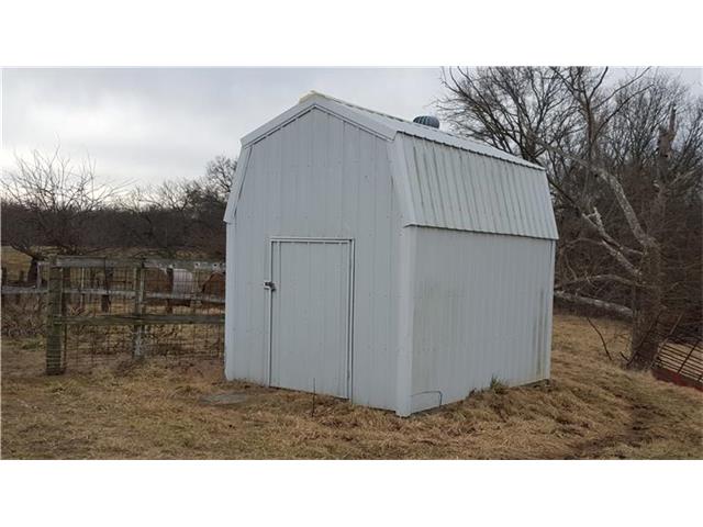 1115 NE Y Highway, Windsor, MO 65360