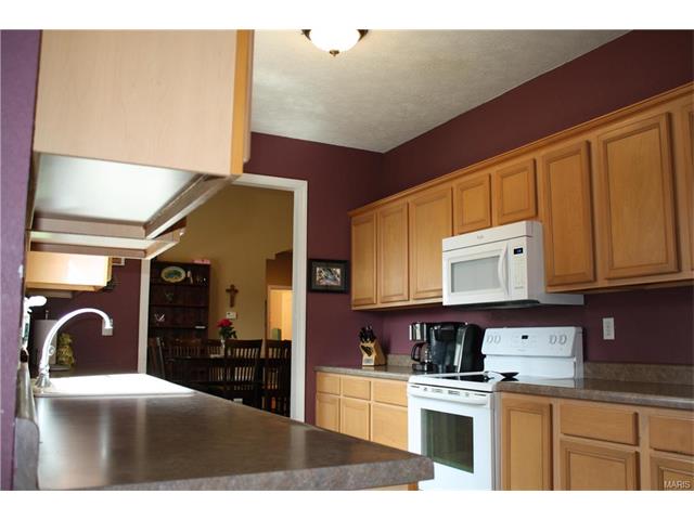 910 Oxford, Rolla, MO 65401