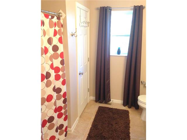 111 Fairburn, Rolla, MO 65401