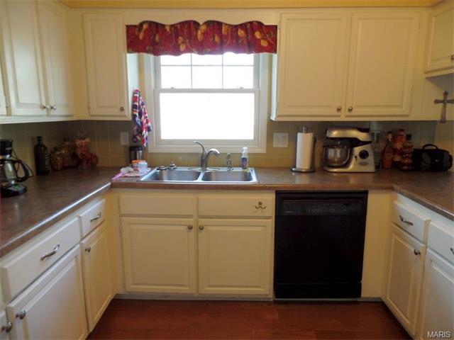 1307 Whitney Lane, Rolla, MO 65401