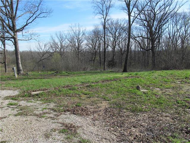 55 Smith Rd., Bourbon, MO 65441