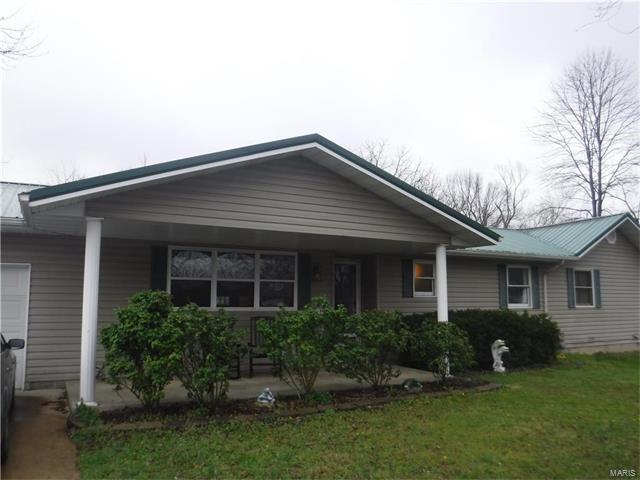 1109 Carol Street, Cuba, MO 65453