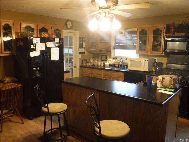 1109 Carol Street, Cuba, MO 65453
