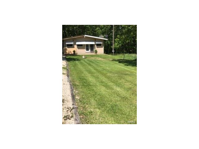 1555 Cree, Cuba, MO 65453