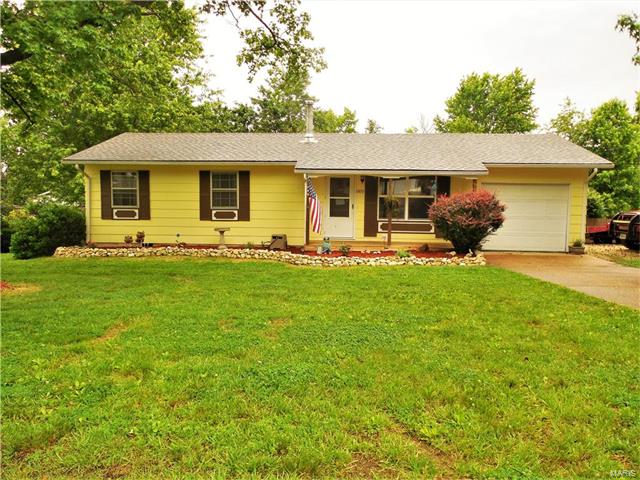 1009 East Grand Ave, Cuba, MO 65453