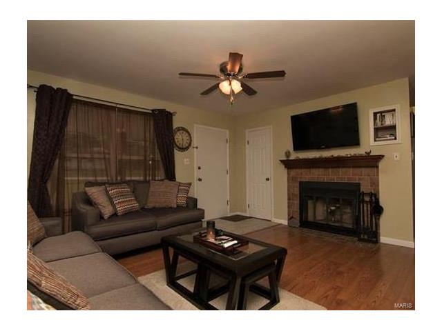 1009 East Grand Ave, Cuba, MO 65453