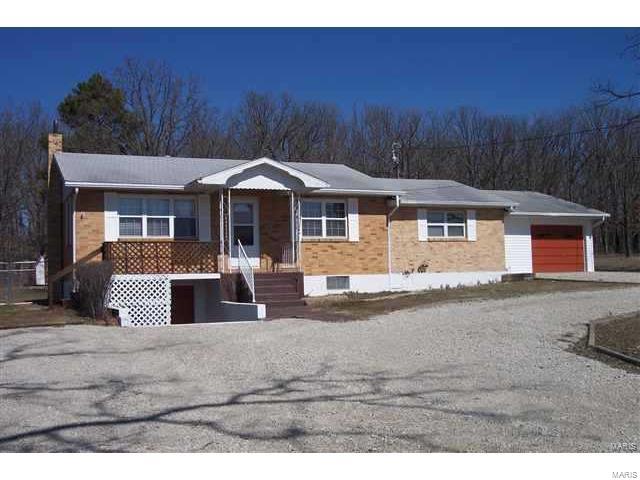 13079 Hwy D, Dixon, MO 65459