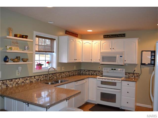 14145 Howard Ln, Dixon, United States 65459