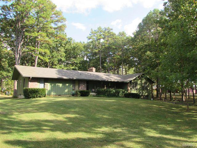 1340 West Crest Drive, Houston, MO 65483