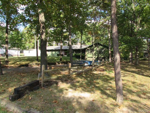 1340 West Crest Drive, Houston, MO 65483