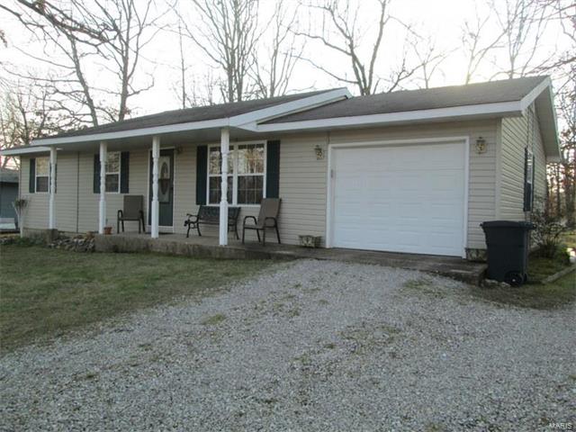 22361 Pack Horse Lane, Lebanon, MO 65536