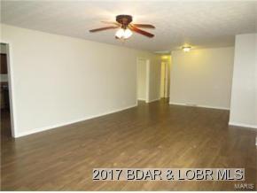 22776 Pioneer Dr, Lebanon, MO 65536