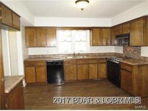 22776 Pioneer Dr, Lebanon, MO 65536
