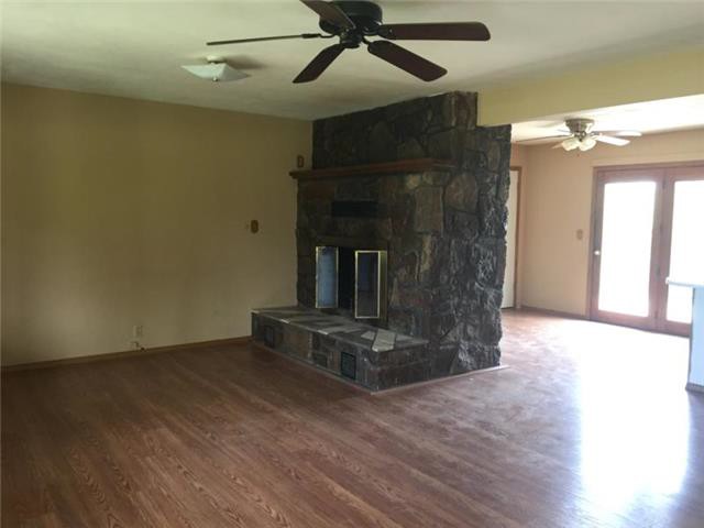 30096 Orchard DrLebanon, MO, 65536Laclede County