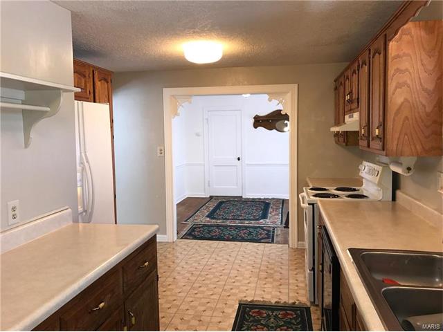160 Crescent, Lebanon, MO 65536