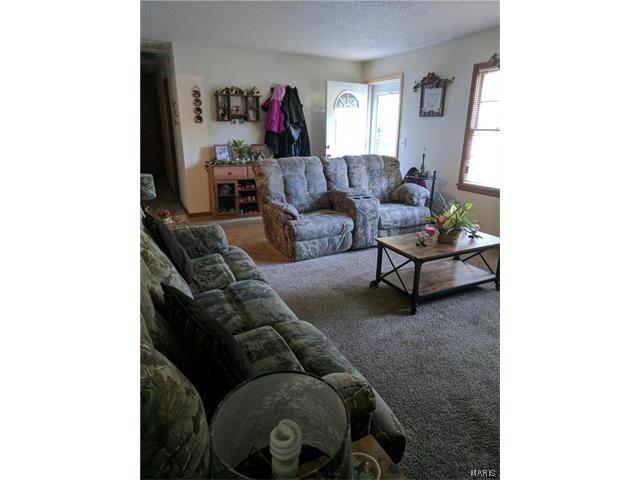 340 Babb Drive, Lebanon, MO 65536