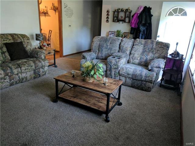 340 Babb Drive, Lebanon, MO 65536