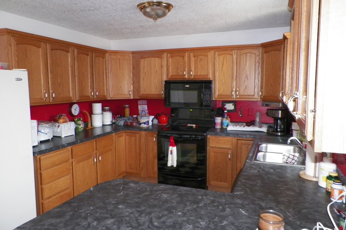 2115 Tower Road, Lebanon, United States 65536