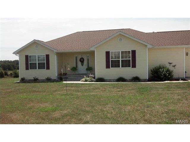 17130 Finch Road, Lebanon, MO 65536