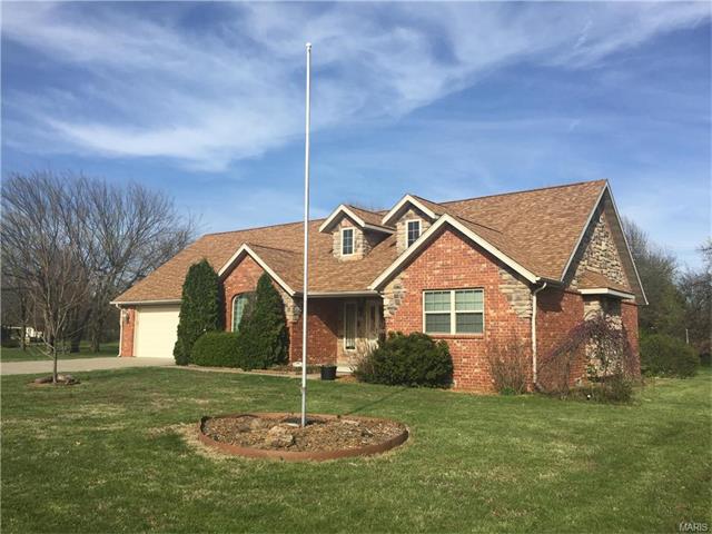 1538 Indian Creek Drive, Lebanon, MO 65536