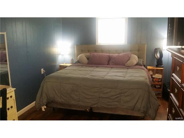 308 Lee, Doolittle, MO 65550