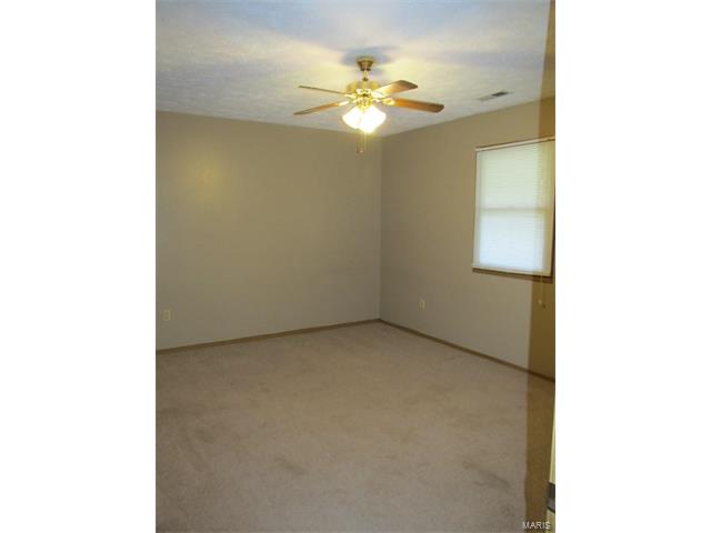 12223 Nodaway, Plato, MO 65552