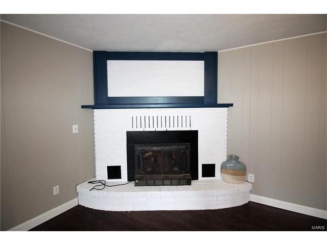 208 Dublin Lane, Richland, MO 65556