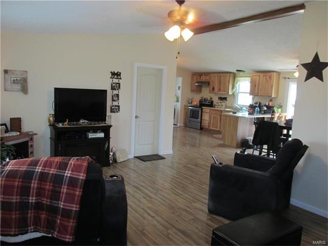 24655 Rustler Lane, Richland, MO 65556