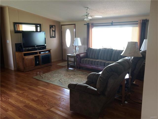 17900 Missouri Highway 68, St James, MO 65559