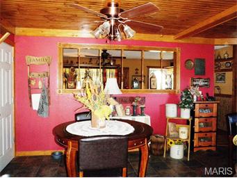 107 Kehner Road, Steelville, United States 65565