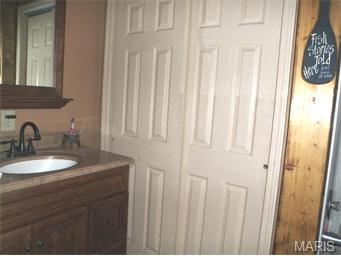 107 Kehner Road, Steelville, United States 65565