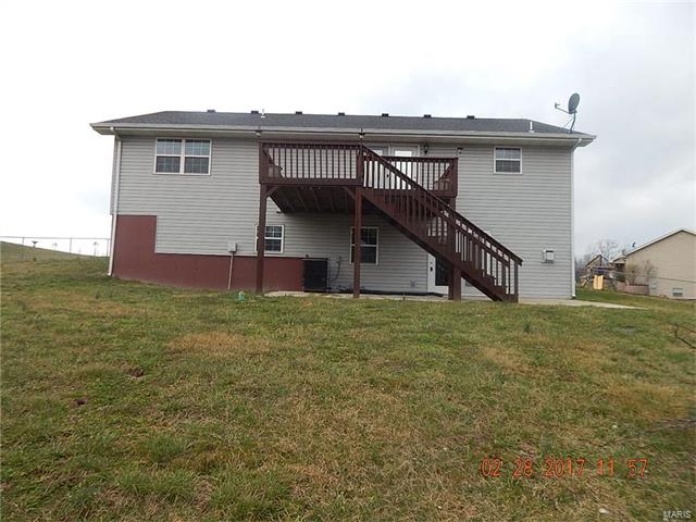 20540 Luna Road, Waynesville, MO 65583