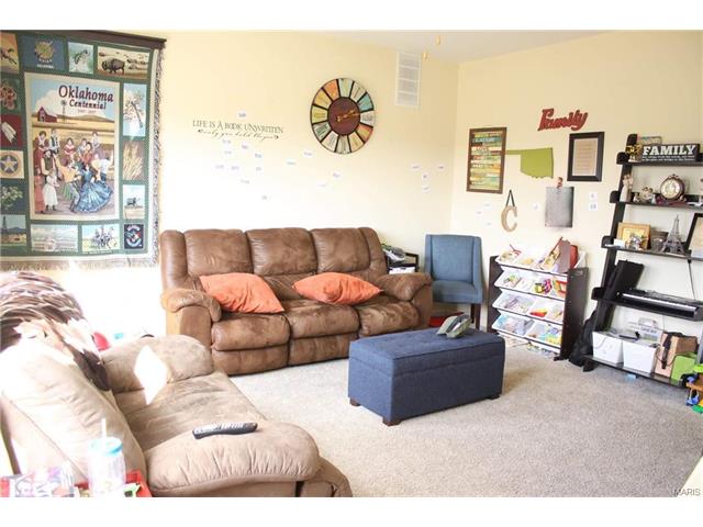 231 Settlers Pass, Waynesville, MO 65583