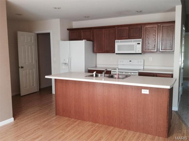 19200 Laney Road, Waynesville, MO 65583